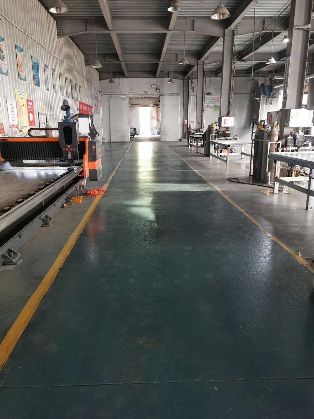 门头招牌激光切割下料车间实拍